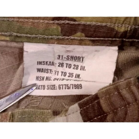 Army Camo Button Fly Cargo Pants Womens Medium Short 31-35 Waist Mosquito Shield - Picture 6 of 10